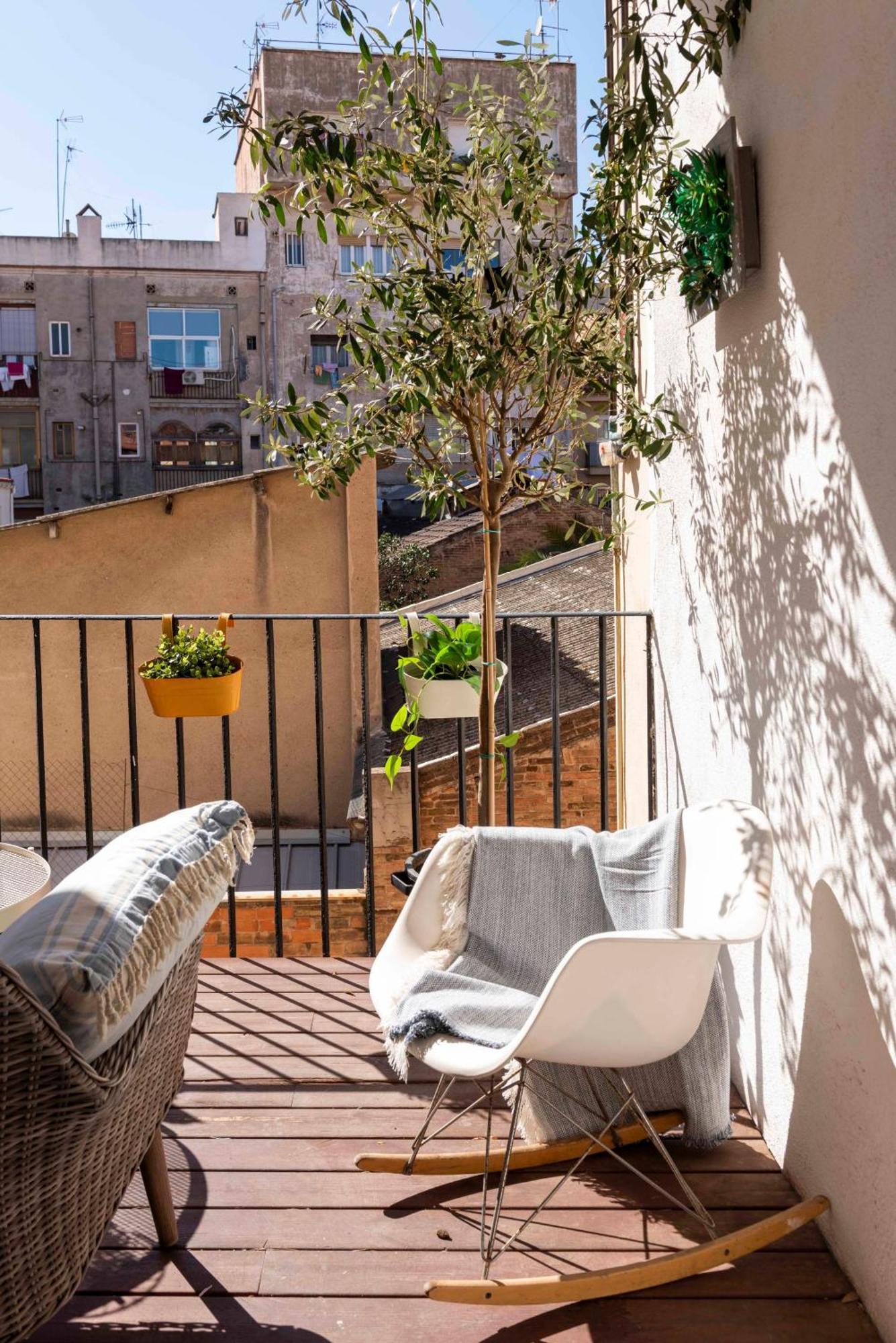 Enchanting 2 Bedroom Flat With Terrace Near Placa Espanya Barcellona Esterno foto
